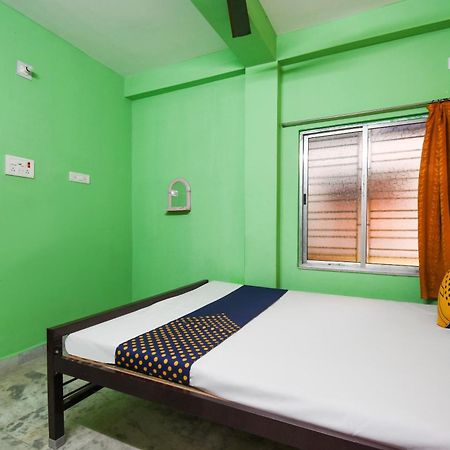 Spot On Hotel O Maa Rakhakali Bhawan Garden Reach Buitenkant foto